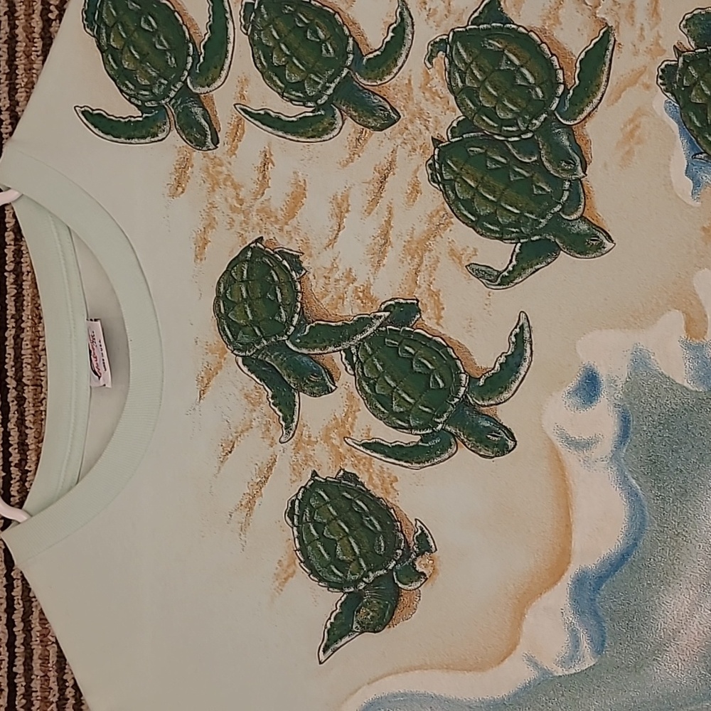 HARLEQUIN Light Green Blue Turtles USA Cotton L Short Sleeve T Shirt VTG‎ 90s